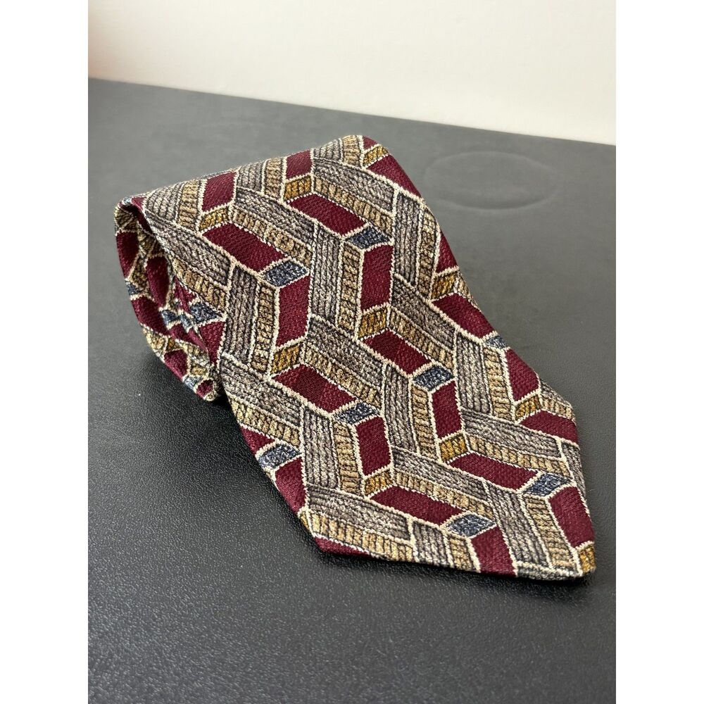 VTG Villa Bugatti Mens Tie Maroon Geometric Tie Silk